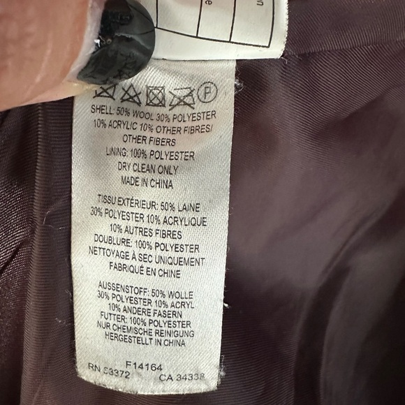 A271 French Connection Tulip Hem Asymmetrical Wool Coat Burgundy Wine Sz XS - Picture 7 of 8